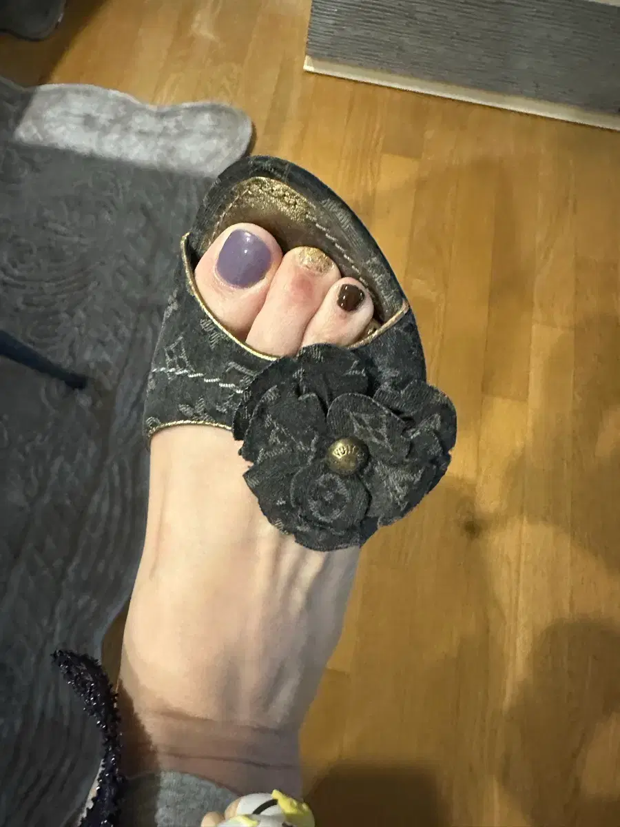 thumbnail-4